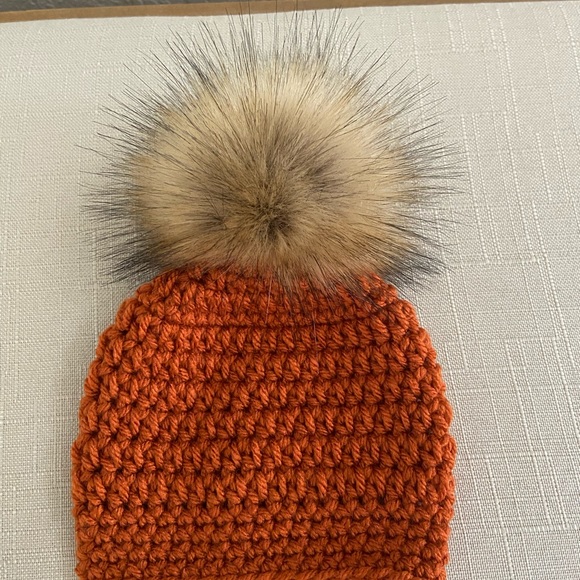 Newborn Burnt Pumpkin Hat | Fall Baby Hat | Warm Fall Baby Beanie - Picture 4 of 6